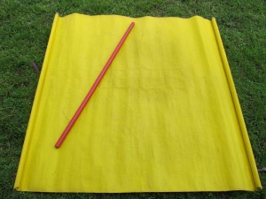 1.2m wide x 1.5 m long beatsheet and 1 m stick